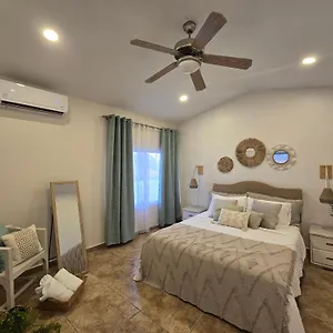 Apartamento Rooi Santo, Palm Beach